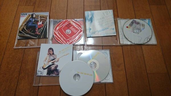 ★☆Ｓ06427　yui（ユイ)【I LOVED YESTERDAY】【CAN'T BUY MY LOVE】【FROM ME TO YOU】　CDアルバムまとめて３枚セット☆★_画像1