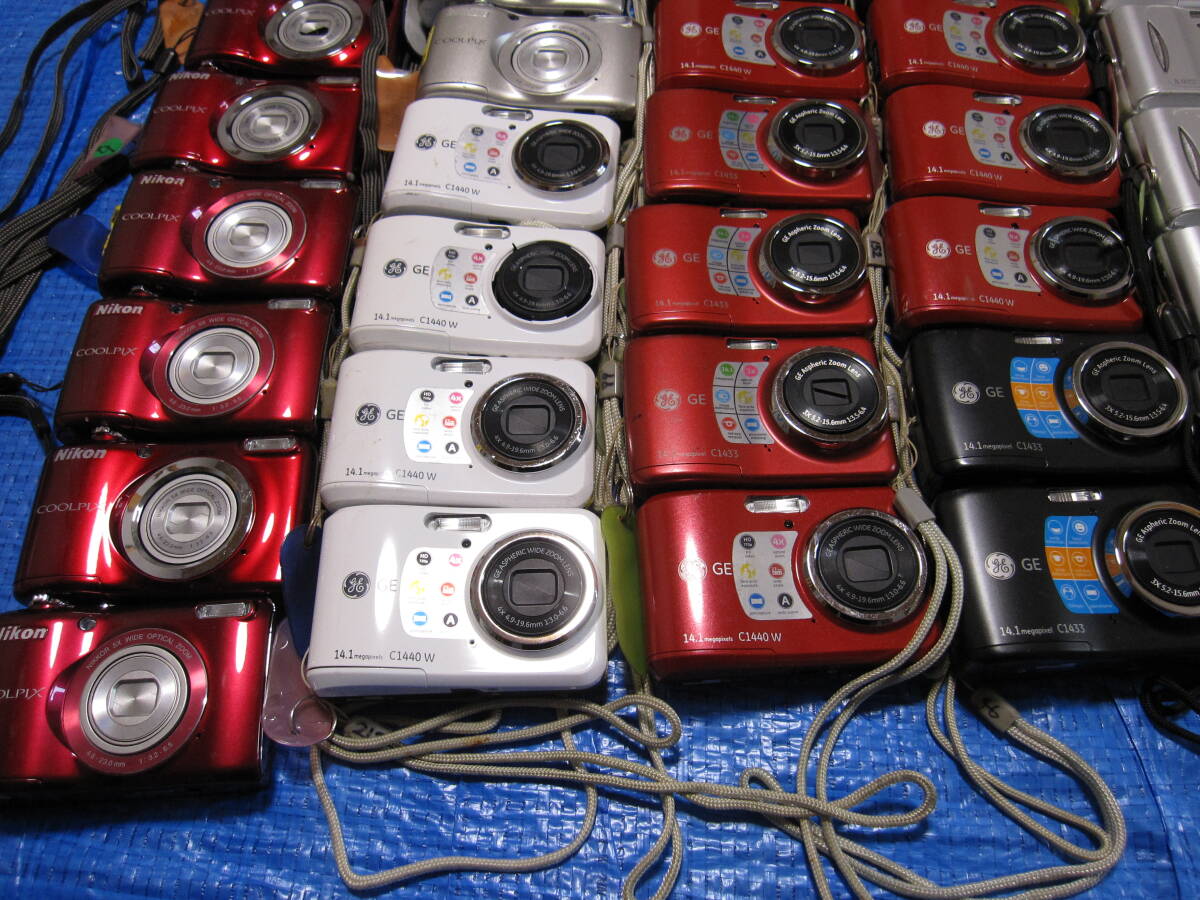 デジカメ 大量 ジャンク品 66台 単三で動くカメラ Nikon COOLPIX A10 L26 GE exemode等の画像3
