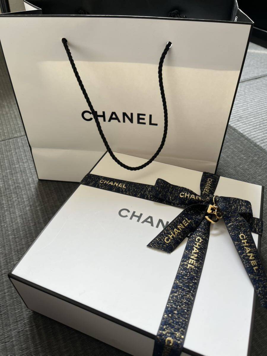 【未使用】　CHANEL シャネル N°5 ザ ボディオイル 250ml_画像4