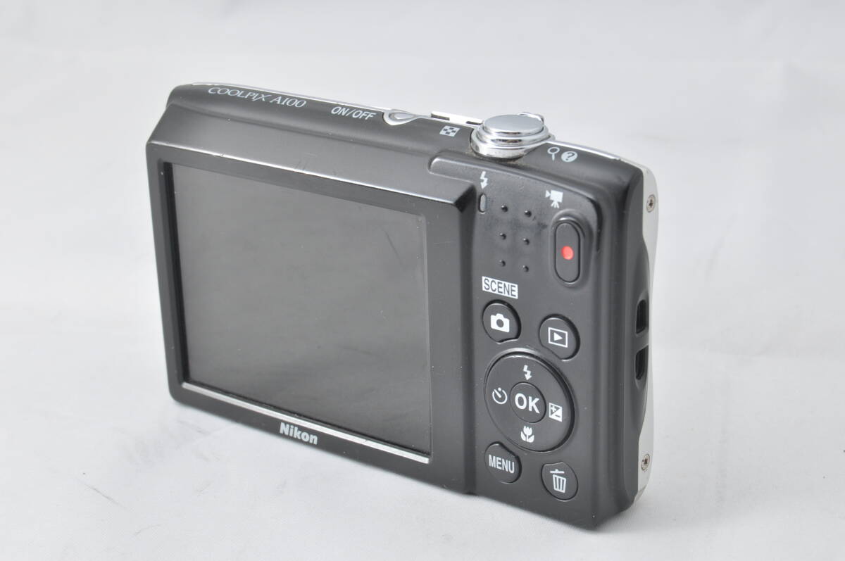 【送料無料】Nikon Coolpix A100 ニコン コンパクトデジタルカメラ #C24430_画像3