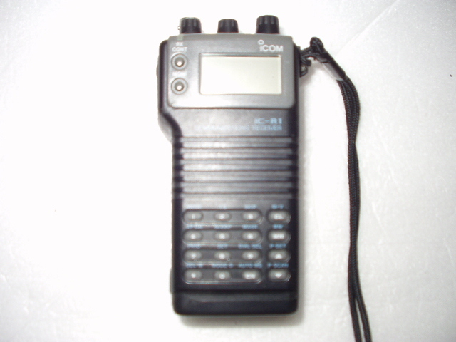 ICOM COMMUNICATION RECEIVER IC-R1