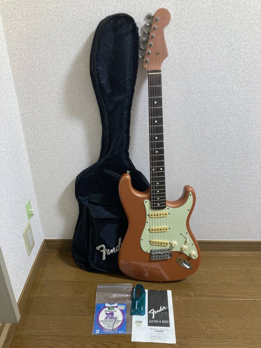【1円~スタート】Fender Japan 40th Anniversary STRATOCASTER 1994 フェンダー エレキギター ストラトキャスター ソフトケース付【現状品の画像1