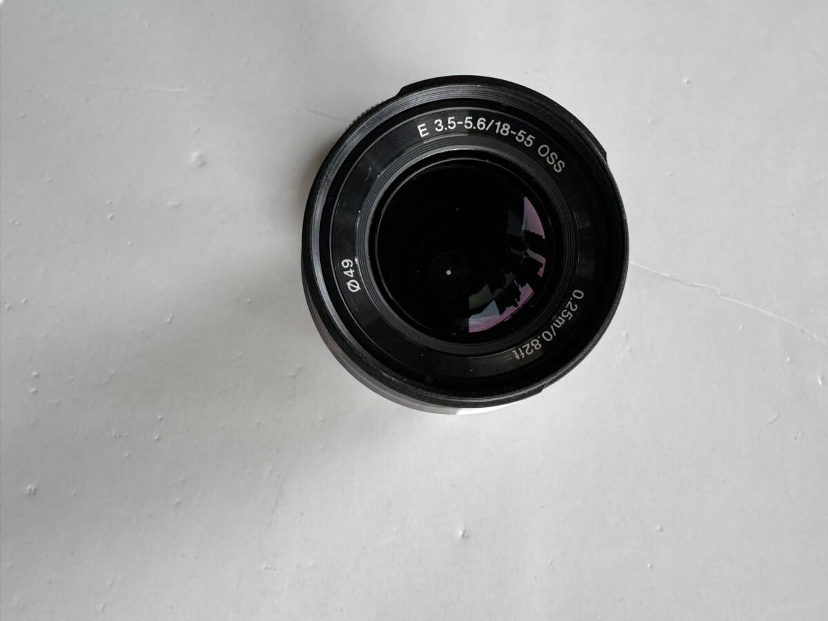■【ジャンク】SONY α Eマウント 一眼カメラ用レンズ E18-55mm F3.5-5.6 OSS SEL1855 ■の画像3