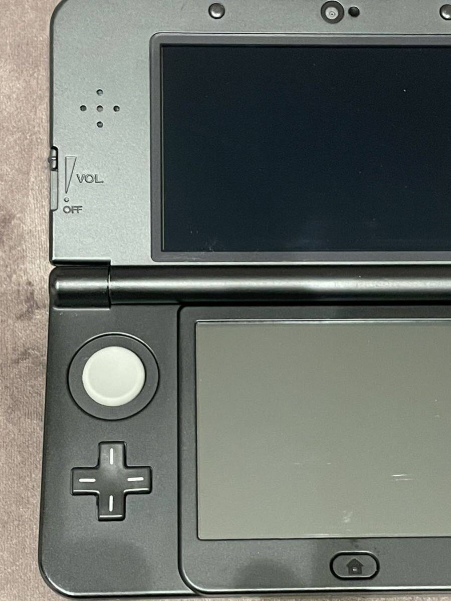 中古品 結構美品です 動作確認済 任天堂 Nintendo Newニンテンドー3DS ブラック KTR-001 オマケ ACアダプタ 3DS用ソフト5本 DSソフト1本の画像7