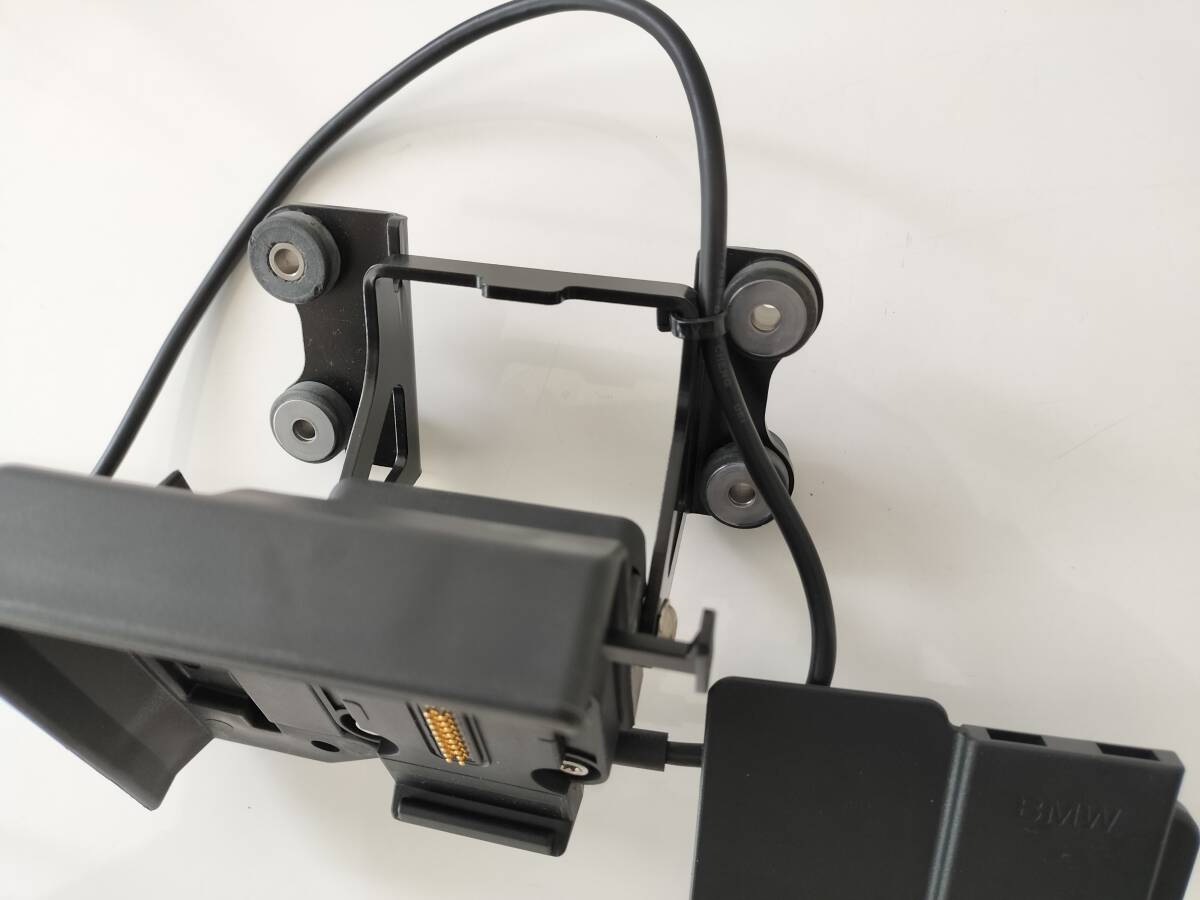 BMW motorrad 純正ナビホルダー クレードル|Yahoo!フリマ(旧 BMW motorrad 純正ナビホルダー クレードル|Yahoo!フリマ(旧