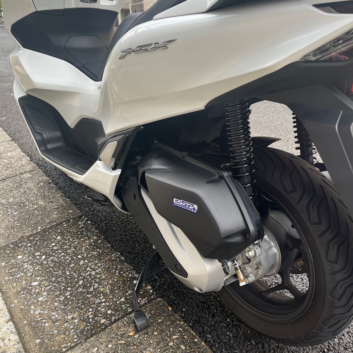 ホンダ PCX JK05 フルノーマル ワンオーナー 走行7500km メーカー保証2025年2月まで JF81 JF56 JF28 リード125 Dio110 の画像4