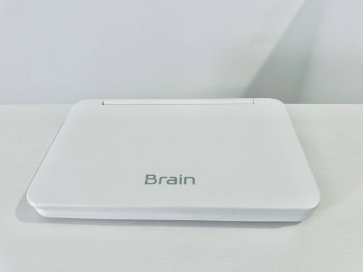 ★☆訳あり★動作確認済★SHARP 電子辞書 Brain PW-H8100 ホワイト 辞書 学習 高校生 中学生 シャープ 白 国語 英語 受験 漢字☆★_画像2