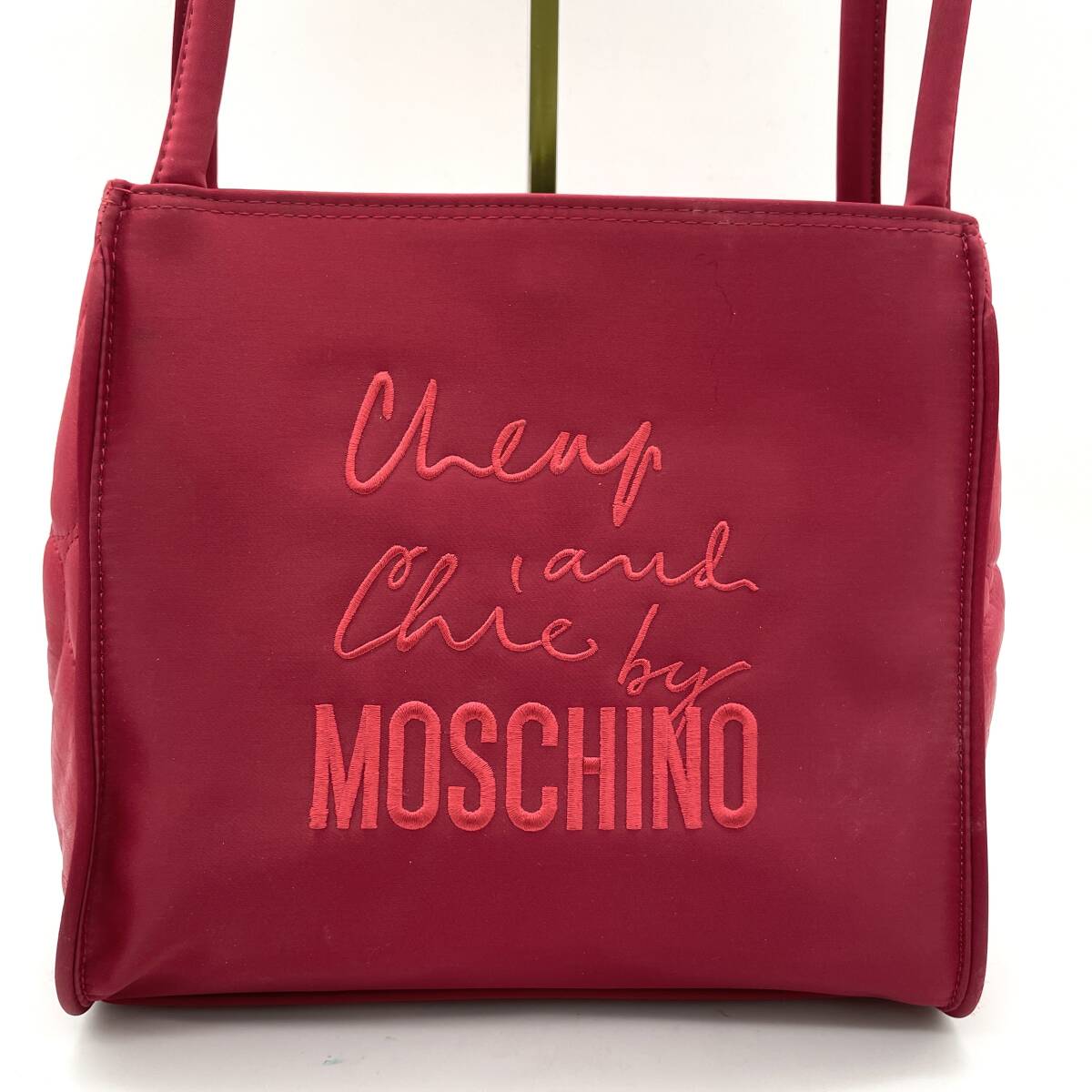 １円〜 ◇美品 格安スタート◇ MOSCHINO モスキーノ ハンドバッグ ナイロン 赤 レッド フォーマルバッグ レディース の画像1