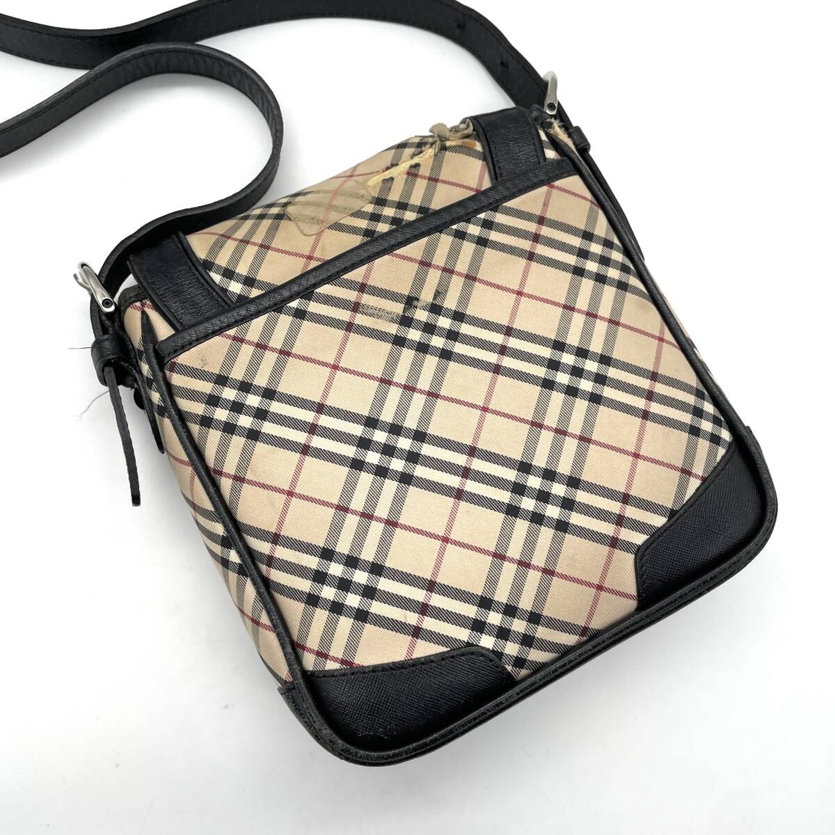 １円〜 ◇入手困難品◇ Burberry バーバリー ノバチェック ターンロック ナイロン レザー ショルダーバッグ 斜めかけ ポシェット_画像2