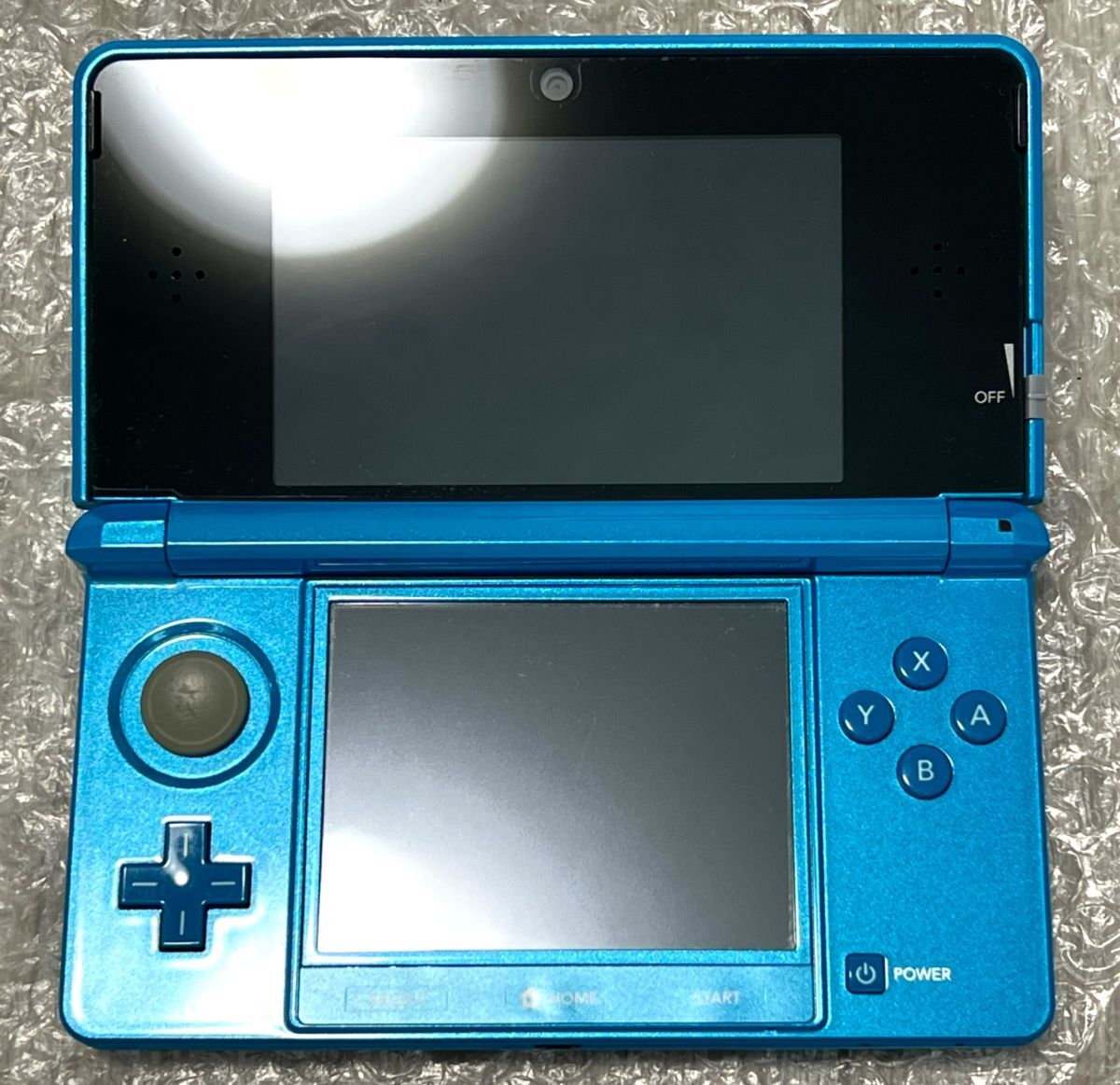 ( Junk * present condition goods ) Nintendo 3DS body Monstar Hunter 4 Hunter pack ( light blue )* Cosmo black NINTENDO 3DS CTR-001
