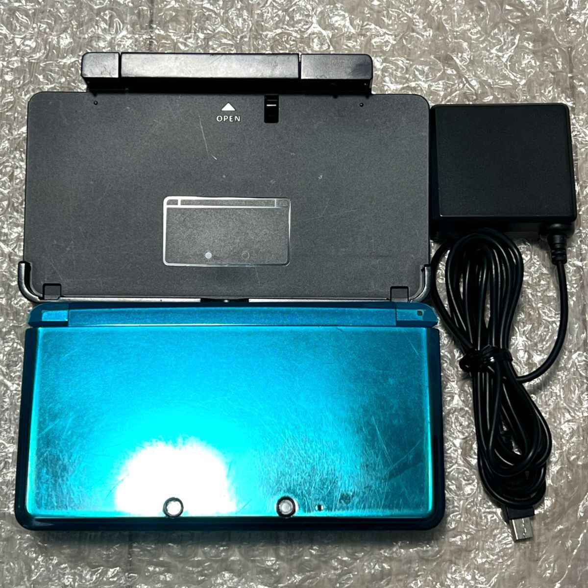 〈一部難あり・動作確認済み〉ニンテンドー3DS 本体 アクアブルー 充電器 充電台 NINTENDO 3DS CTR-001の画像1