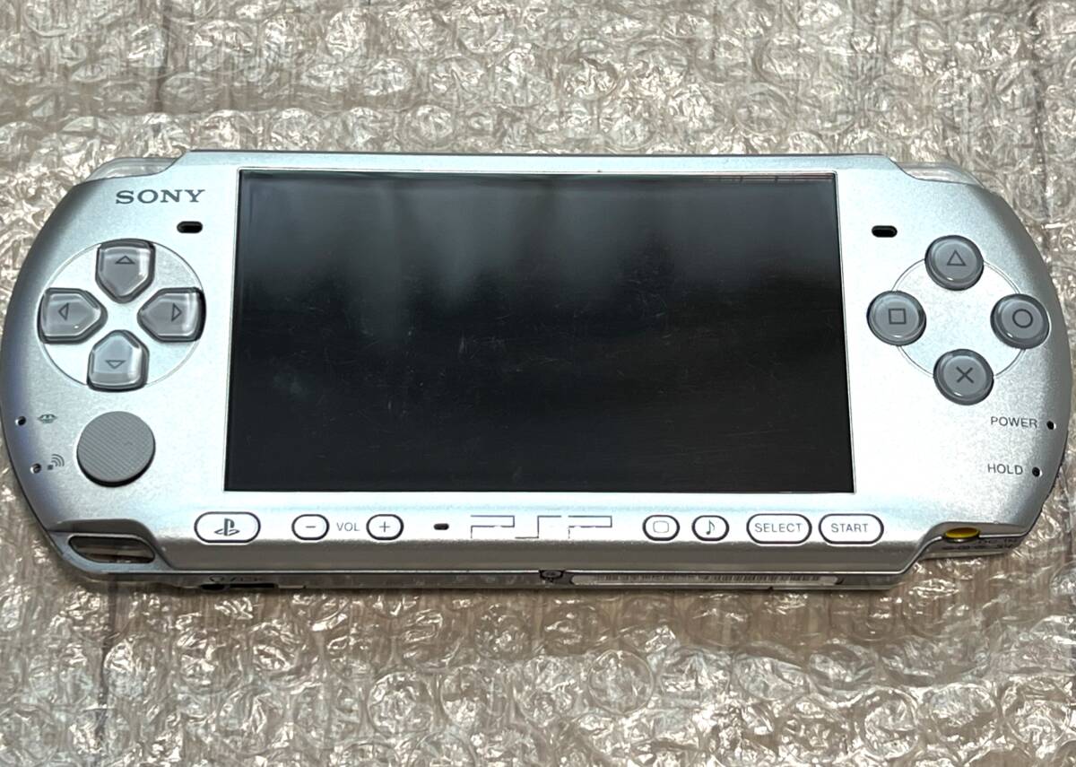 〈動作確認済み〉PSP-3000 本体 ガンダムVSガンダム プレミアムパック＋メモリースティック＋充電器 PlayStation Portable 薄型の画像6