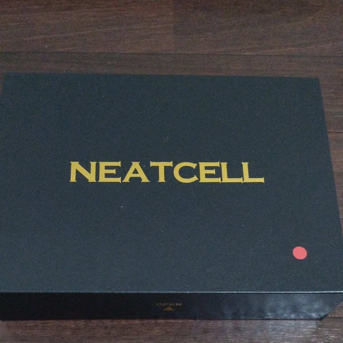 NEATCELL ピコレーザー　赤　ほくろ除去　シミ取り　新品未使用　0404