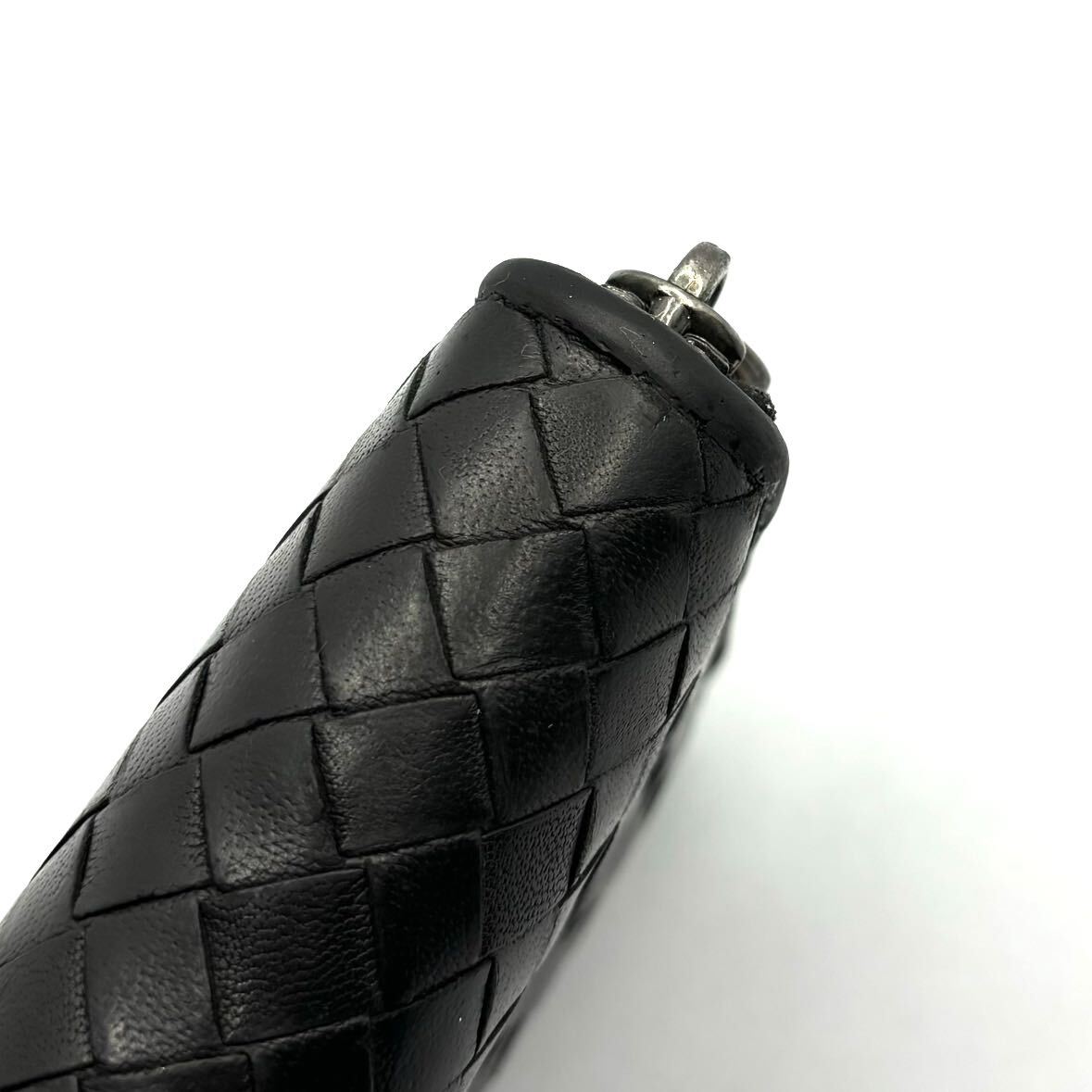 1円【美品・定価約7.8万】BOTTEGA VENETA ボッテガヴェネタ イントレチャート ラウンドファスナー ブラック 黒 長財布 財布 レザー _画像4