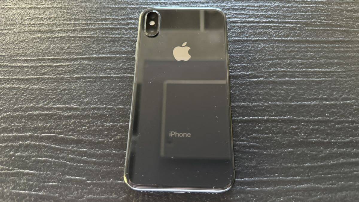 美品 Apple iPhone X MQC12J/A space gray 256GB A1902 SIMフリー 付属品：箱の画像2