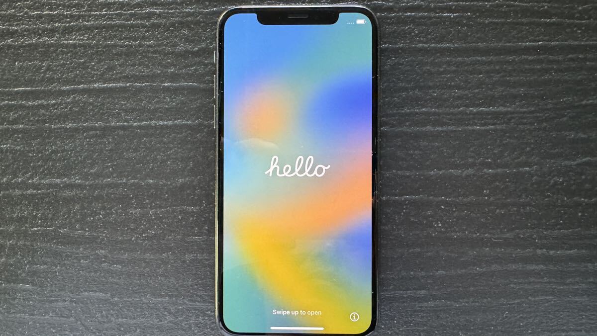 美品 Apple iPhone X MQC12J/A space gray 256GB A1902 SIMフリー 付属品：箱の画像1