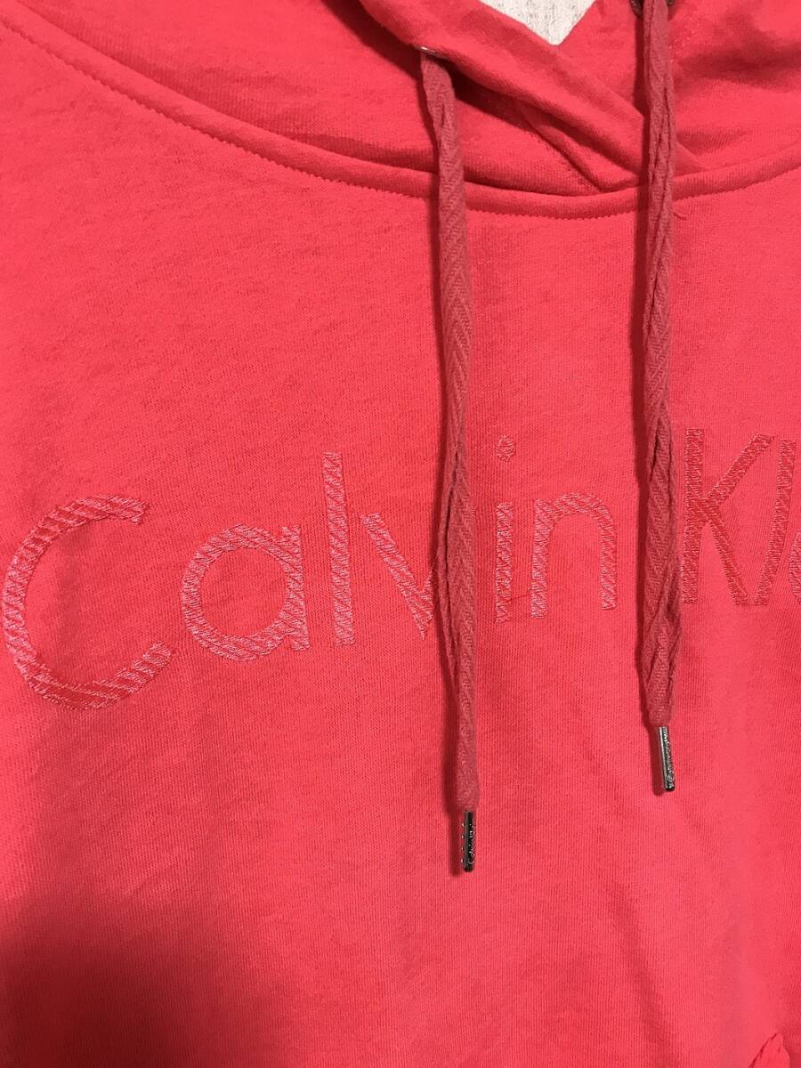 663☆【ビッグサイズ フロントロゴ スウェットパーカー】calvin klein カルバンクライン ピンク XXL_画像4