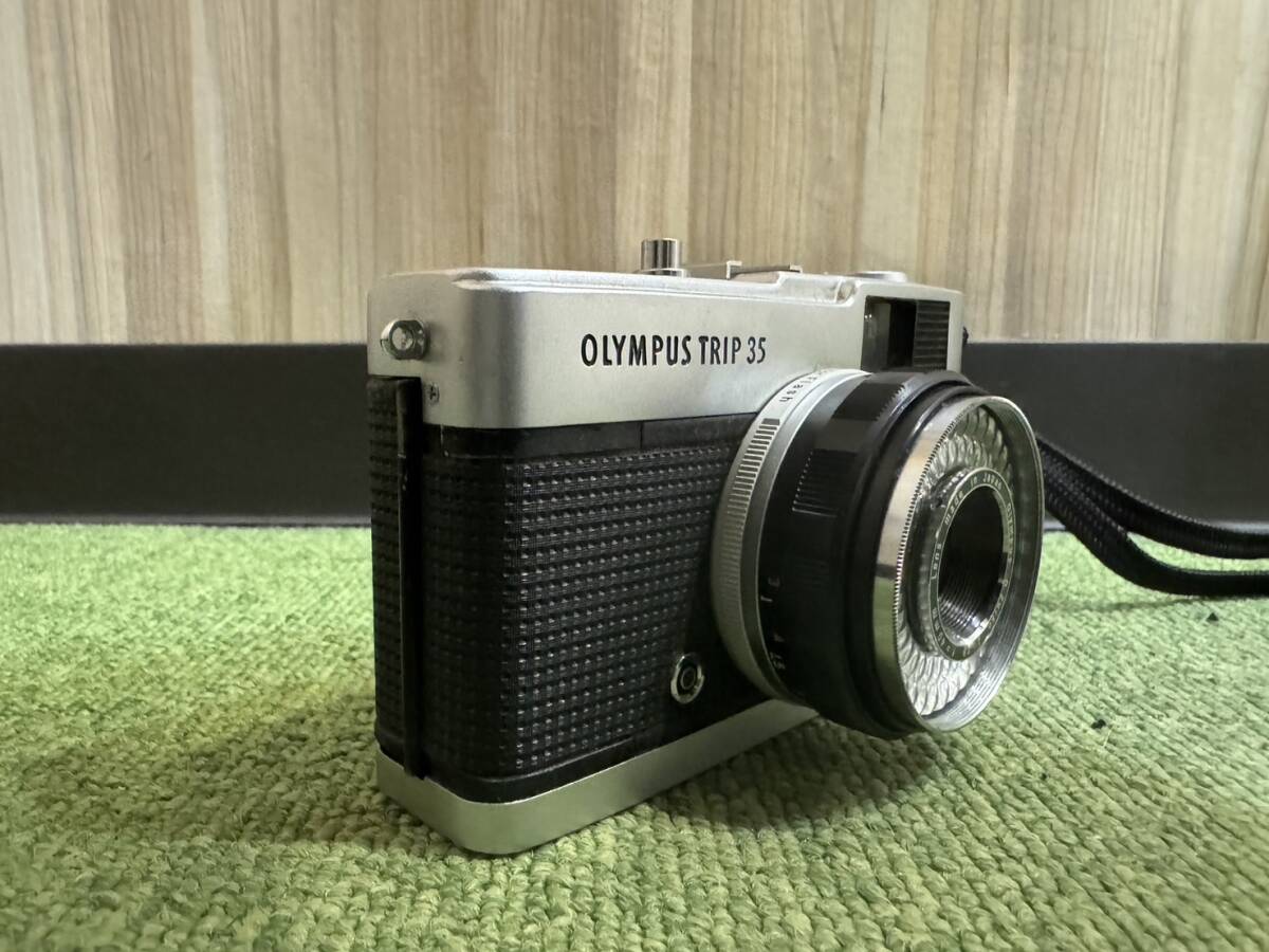 H5644 1円～ 【比較的綺麗品】OLYMPUS オリンパス フィルムカメラ OLYMPUS TRIP 35 カメラ トリップ レトロの画像4