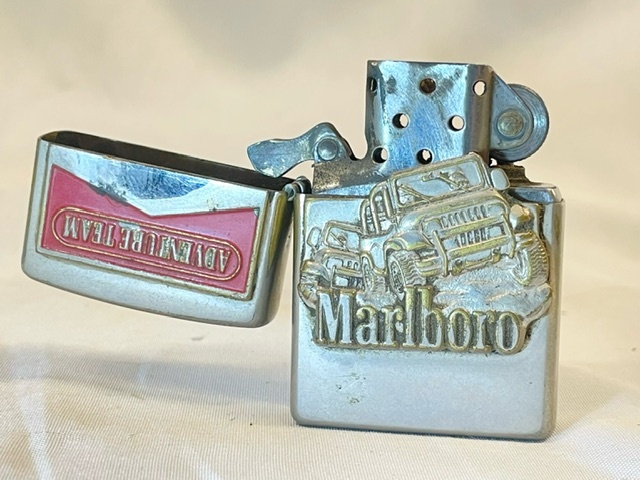 T6256 1円〜 ZIPPO ジッポ オイルライター Marlboro ADVENTURE TEAM マルボロ アドベンチャーチーム 車 喫煙具 火花散ります_画像2