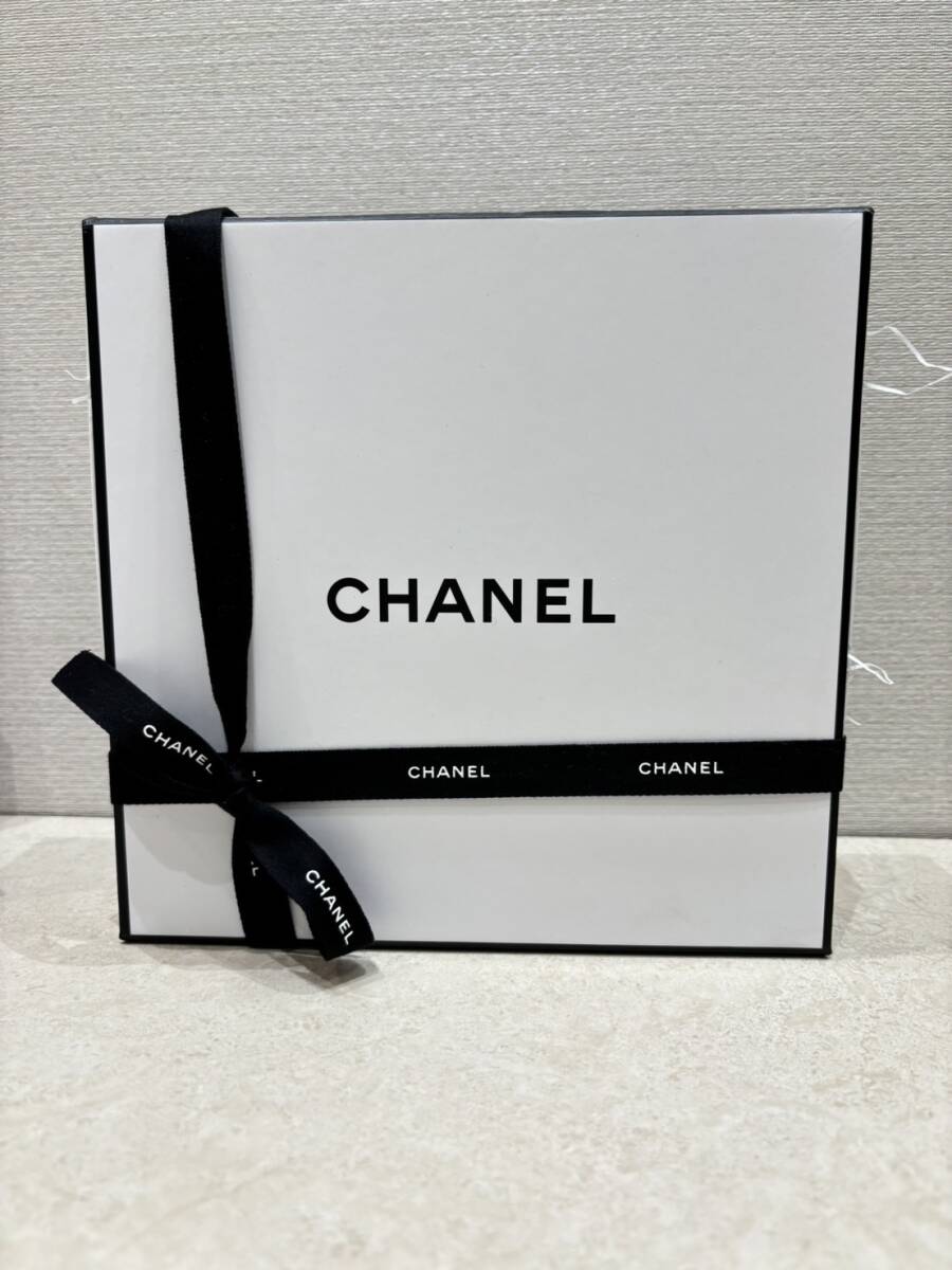 M3610　ほぼ新品未使用品！CHANEL シャネル香水 ココ マドモアゼル EDP 100ml 　ココ マドモアゼル ボディオイル200ml　