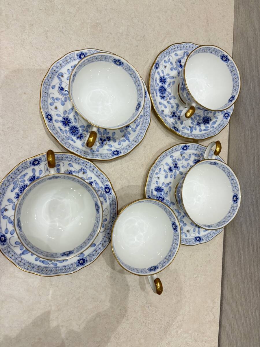 M3860 NARUMI Bone China ナルミ ボーンチャイナ 食器 カップ＆ソーサー 花柄 金彩 比較的綺麗品です！の画像5