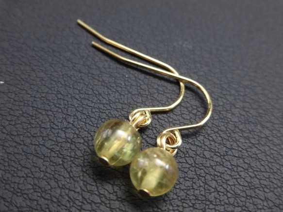 [ surgical stainless steel ] Golden apatite. 1 bead earrings 205