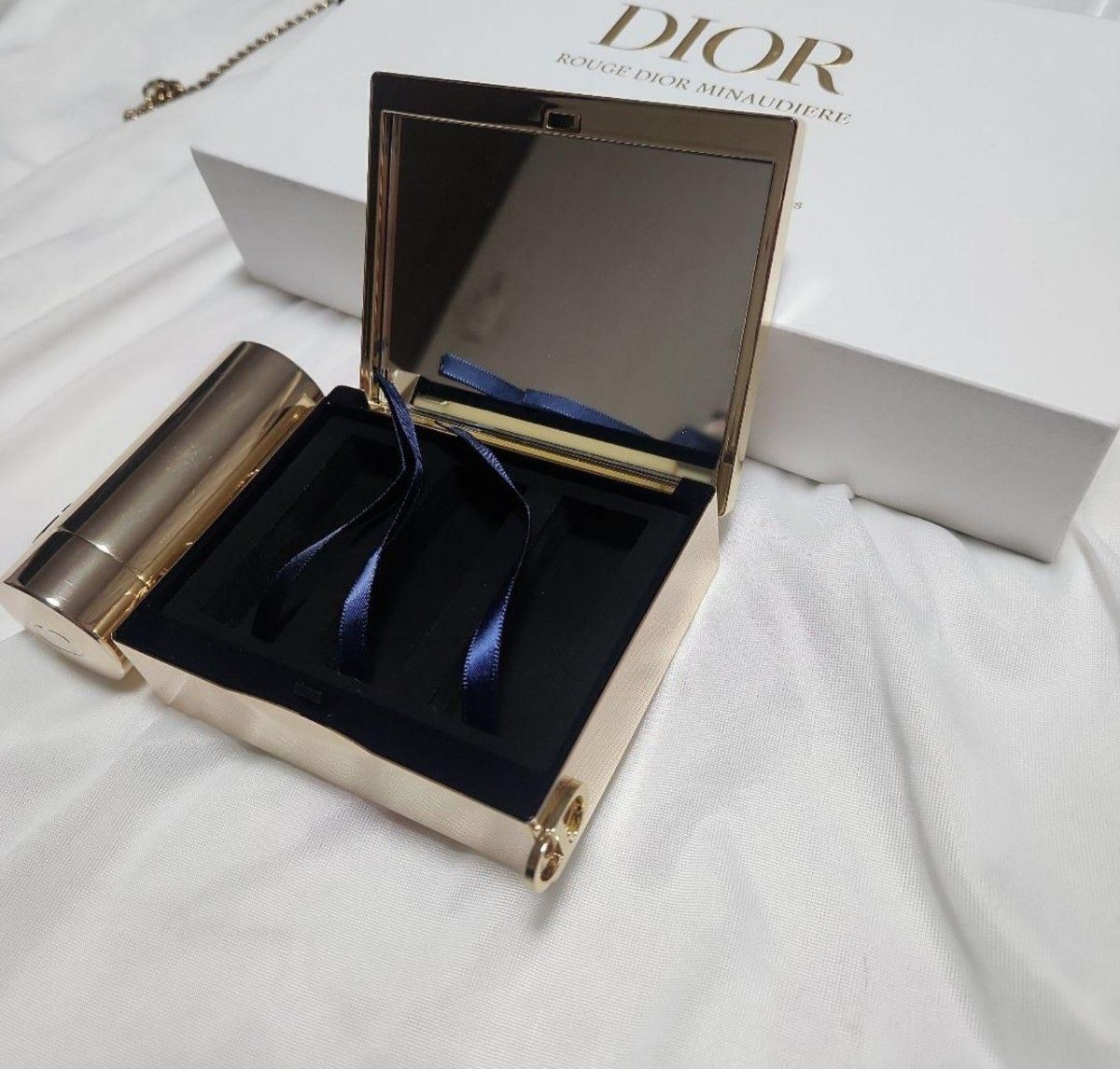 Christian Dior　クリスマスコフレ2021　リップケースバッグ