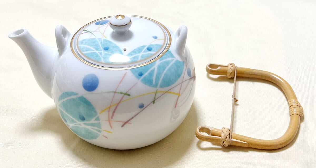 新品　乃りたけノリタケ　華麗句　茶こし付き急須＆蓋付湯呑5客　茶器揃え