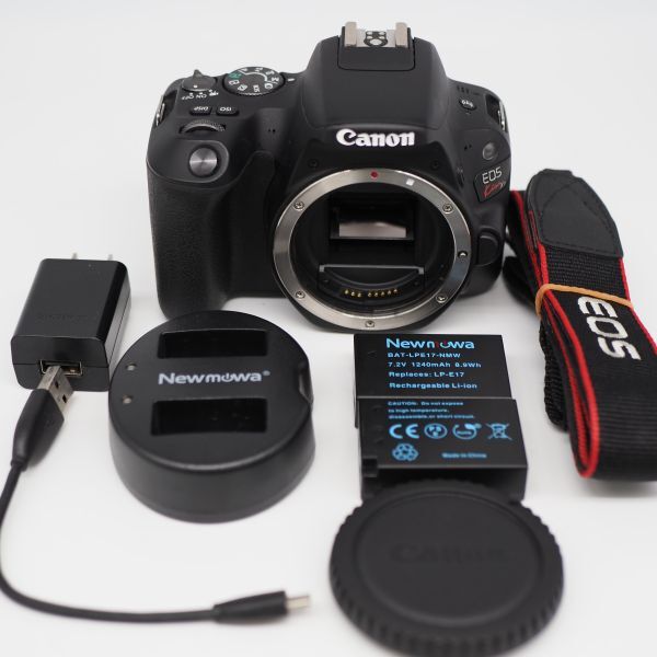 ■7988ショット■ CANON EOS Kiss X9 ボディ ブラック ■ほぼ新品■_画像1