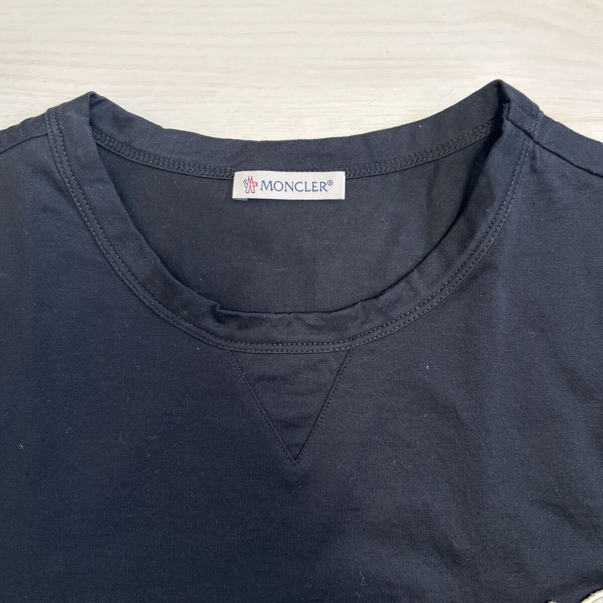 【美品】MONCLER モンクレール ダブルロゴパッチ ダブルワッペン Tシャツ size S ブラック 正規品の画像2