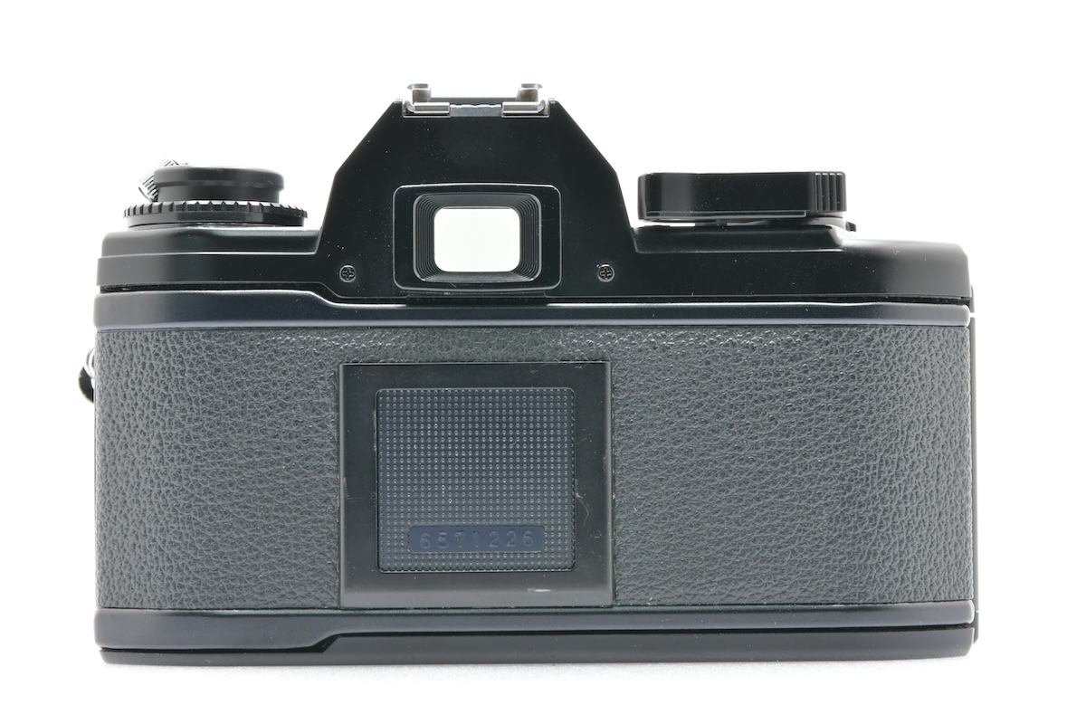Nikon EM + AI-S NIKKOR 50mm F1.8 ニコン MF一眼レフ フィルムカメラ 標準単焦点レンズ セットの画像2