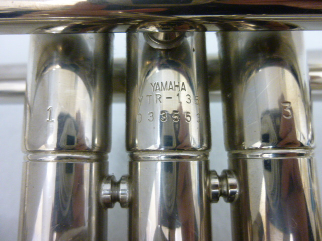 【M40661】YAMAHA ヤマハ YTR-135 トランペット マウスピース ハードケース 管楽器の画像3