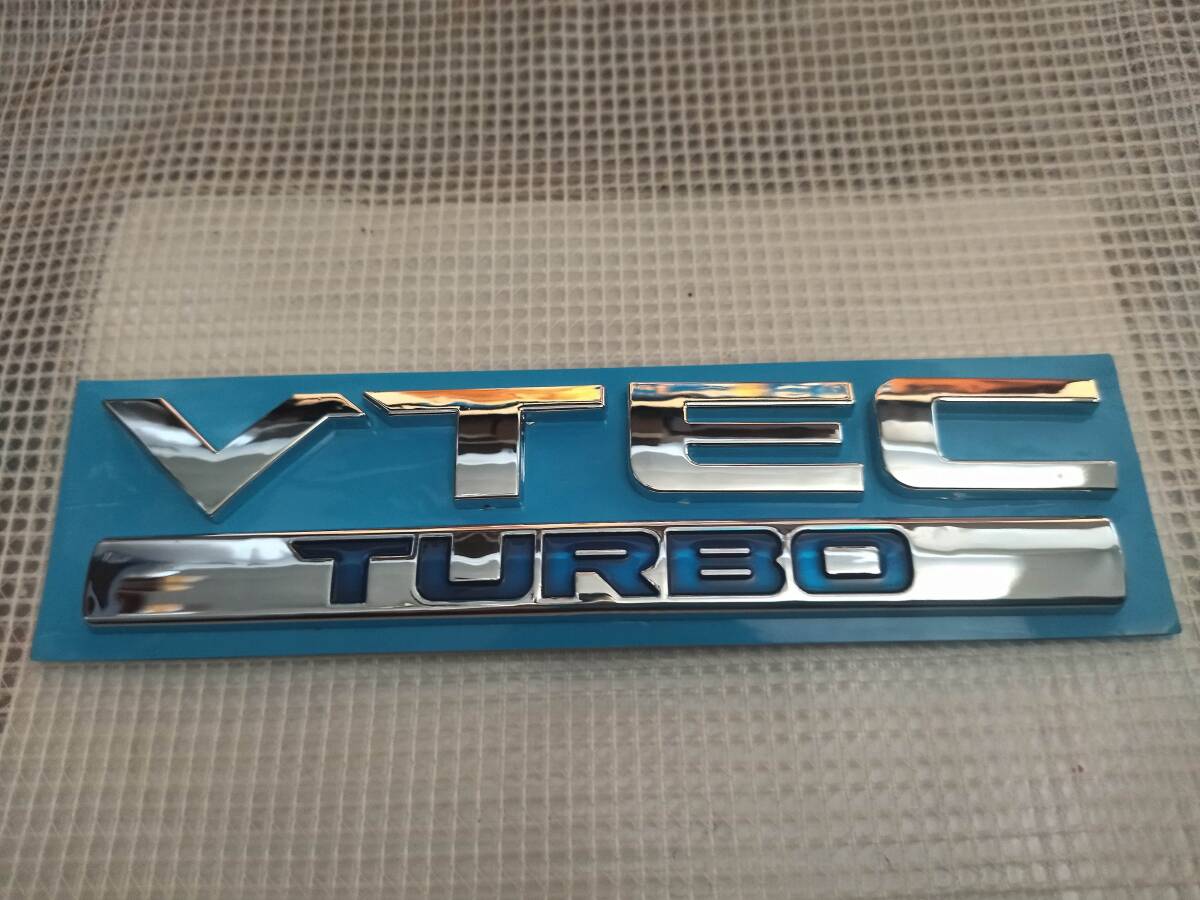 【送料無料】VTEC TURBO 3Dエンブレム メッキシルバー 横15cm×縦4.3cm×厚さ5mm ⑥ ホンダ シビック タイプR ヴェゼル ジェイドの画像1