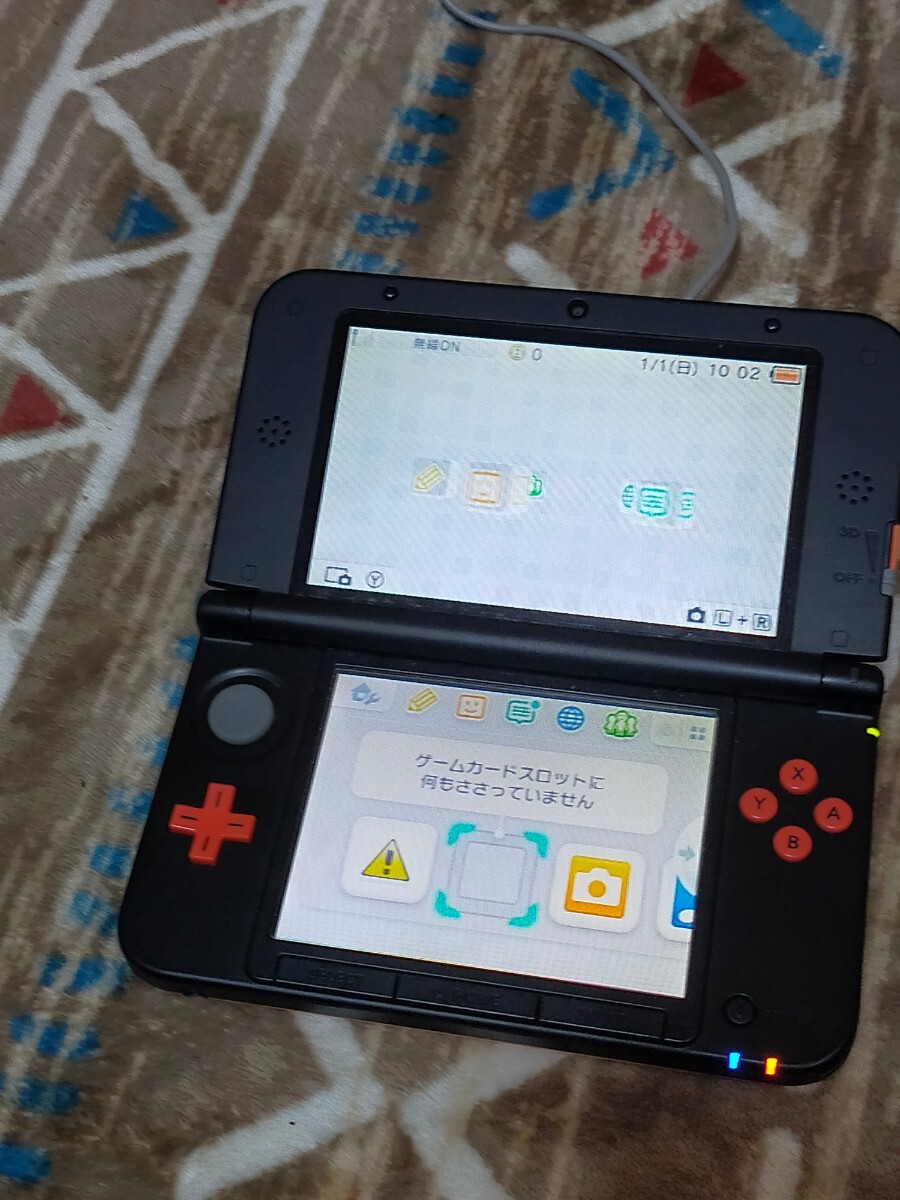 3DS LL リミテッド パック オレンジ×ブラック 本体 充電器 付属品の画像3