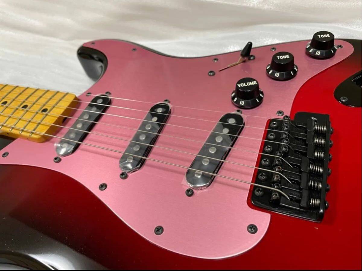新品 Fender Japan Ken Stratocaster Galaxy Red ギター ストラト フェンダー ラルク 限定_画像3