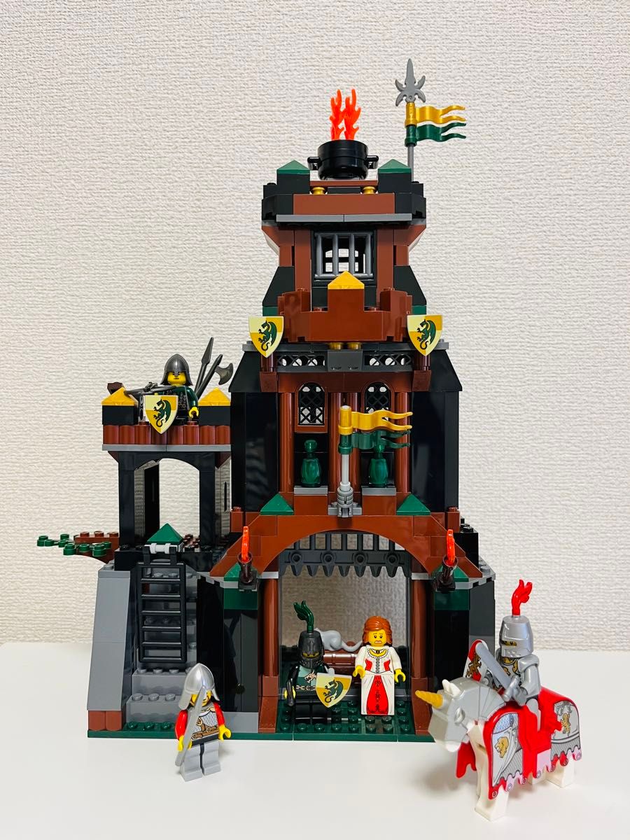レゴ　キングダム　ドラゴンナイトの塔　7947