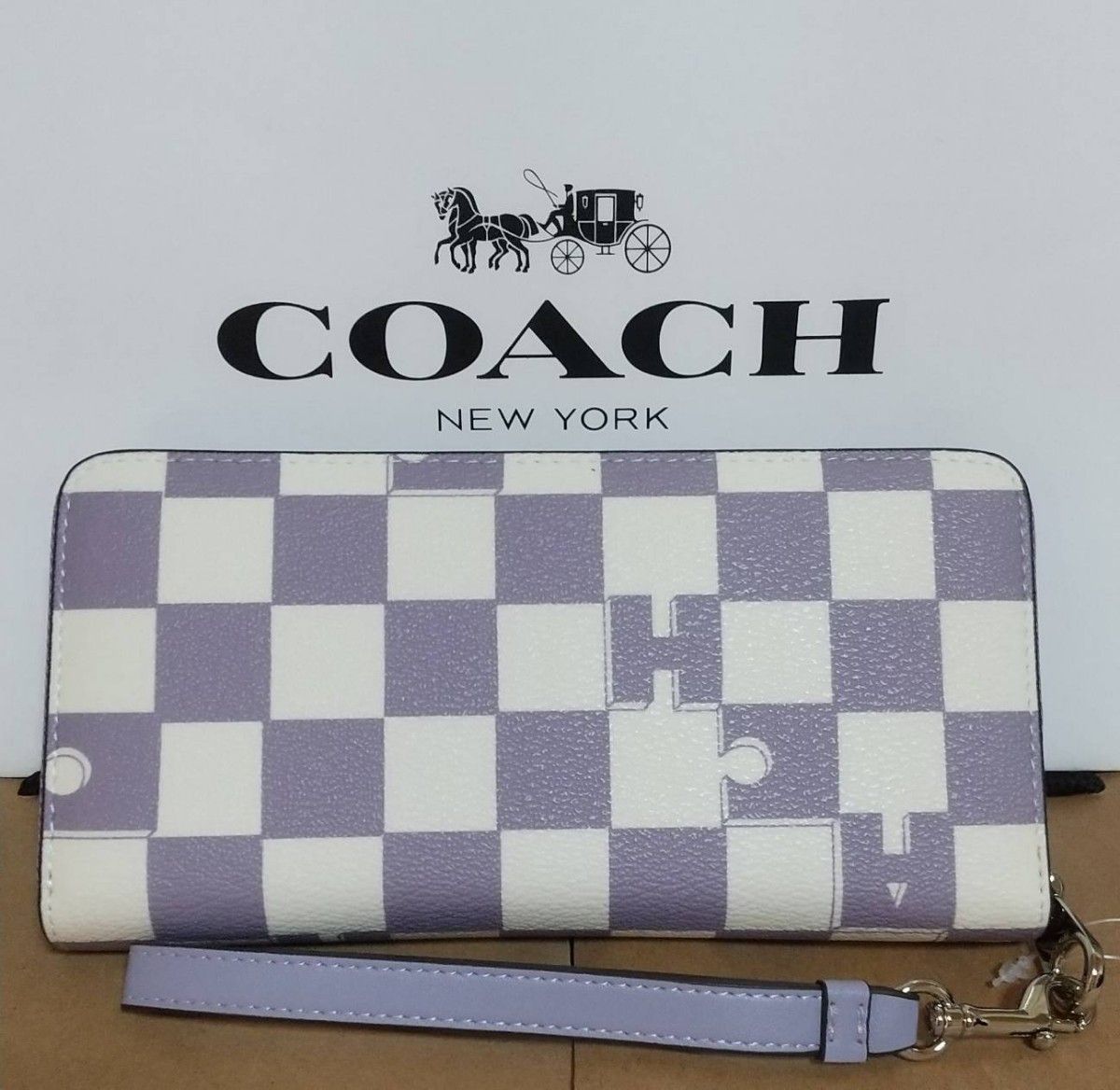 最新作 COACH 長財布 ラウンドファスナー 最新作 COACH 長財布 ラウンドファスナー
