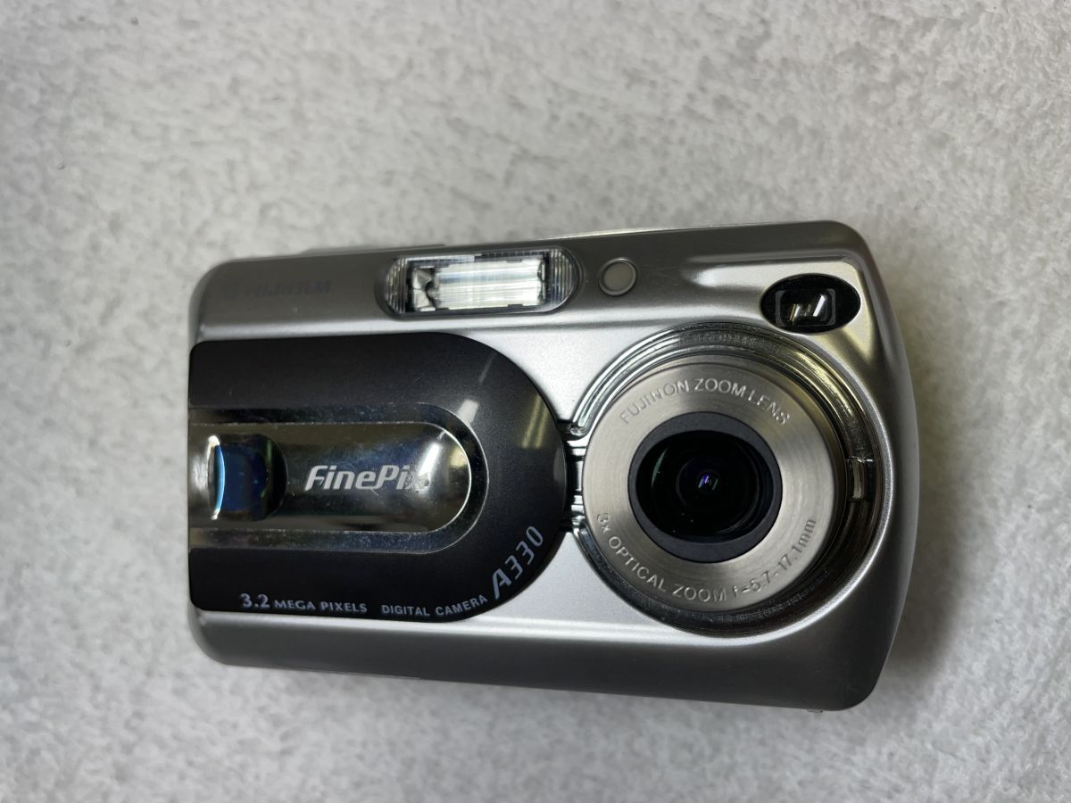 FUJIFILM FINEPIX A330の画像2