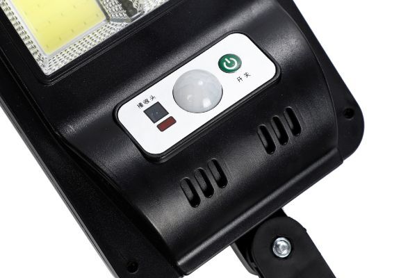 LEDセンサーライト 2個セット ソーラーライト 太陽光発電ライト 防犯ライト 人感センサー IP65防水 照明ライト 自動点灯 ガレージ 屋外の画像6