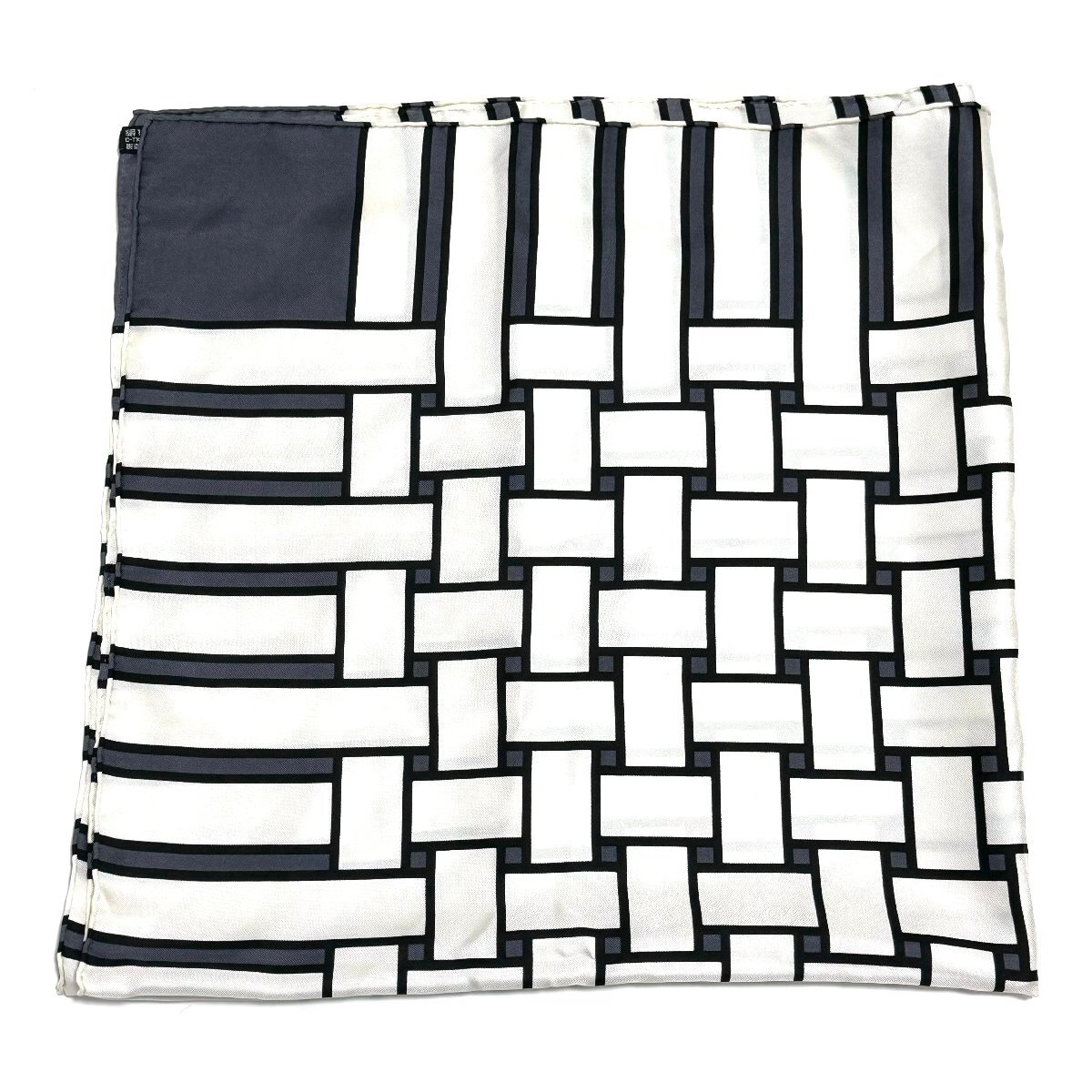 イヴ サンローラン スカーフ ブラック ホワイト 黒 白 モノトーン シルク 絹 1円 Yves Saint Laurent_画像2