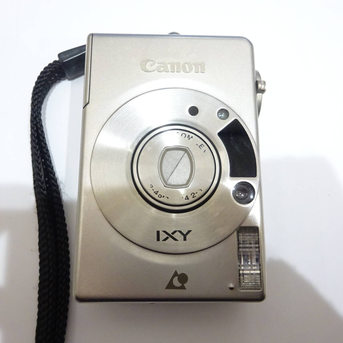 1円～ キャノン CANON IXY 320 コンパクト デジタル カメラ ジャンク品 現状品 の画像9