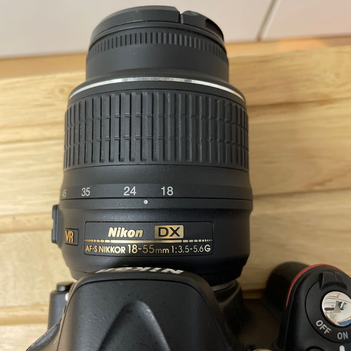 Nikon ニコン D5200 デジタルカメラ AF-S NIKKOR 18-55mm レンズ 