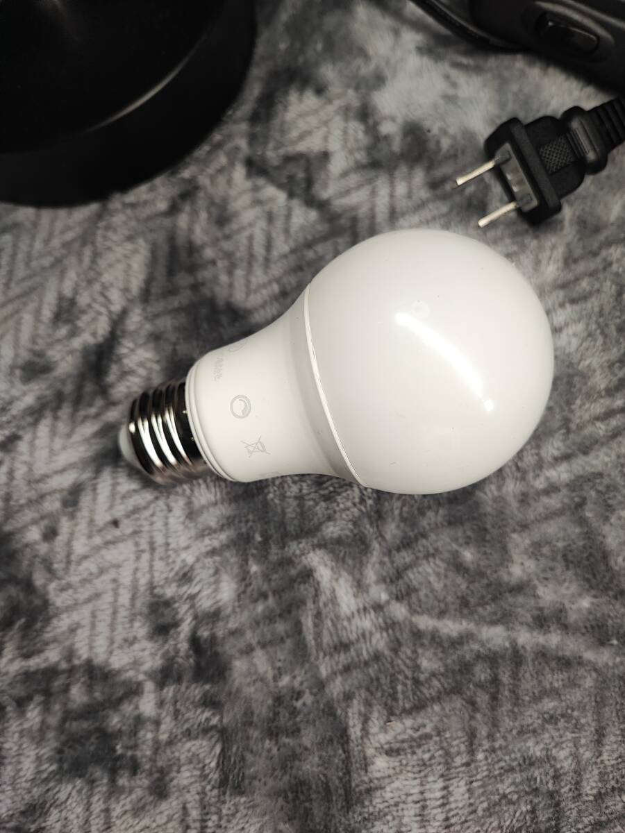 スタンドライト　LED電球付き　照明　イベントで1回使用　インテリア　LED　スポットライト　間接照明　ライト_画像4