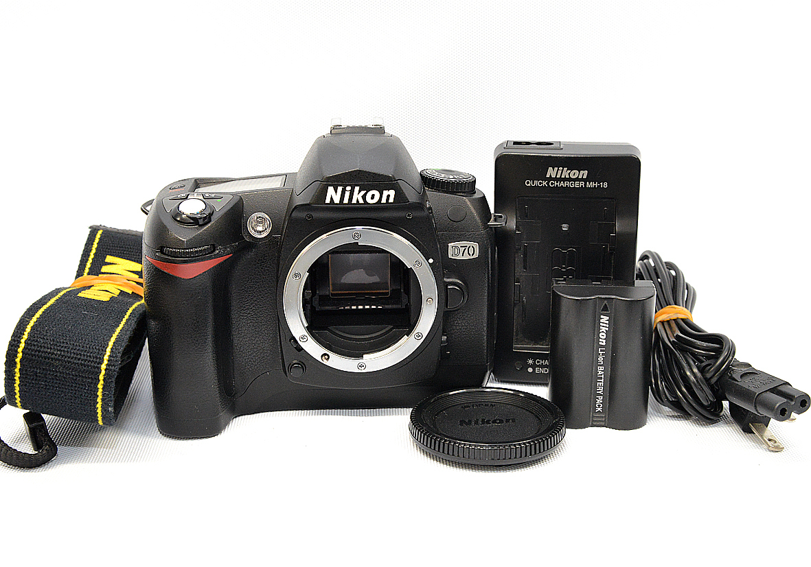 Nikon ニコン D70 ボディ 完動品_画像1