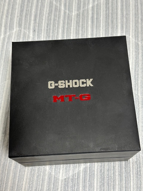 【中古美品】カシオ★腕時計★G-SHOCK★国内正規品★MTG-B1000D-1AJF★シルバーの画像2