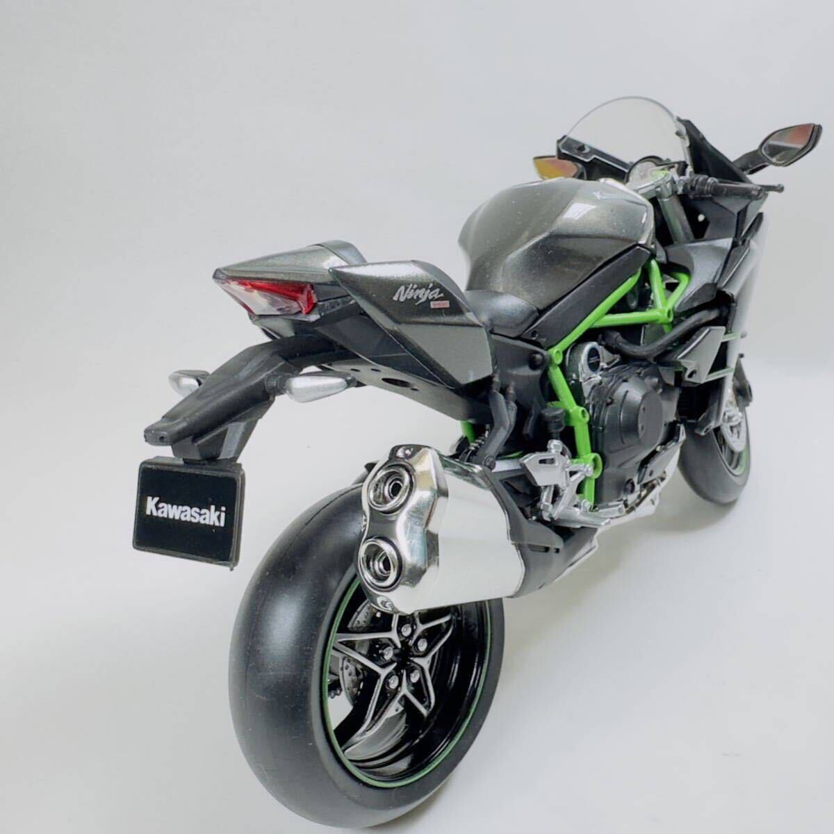 アオシマ 1/12 カワサキ ニンジャ完成品 ミニカー バイク Kawasaki Ninjaの画像5