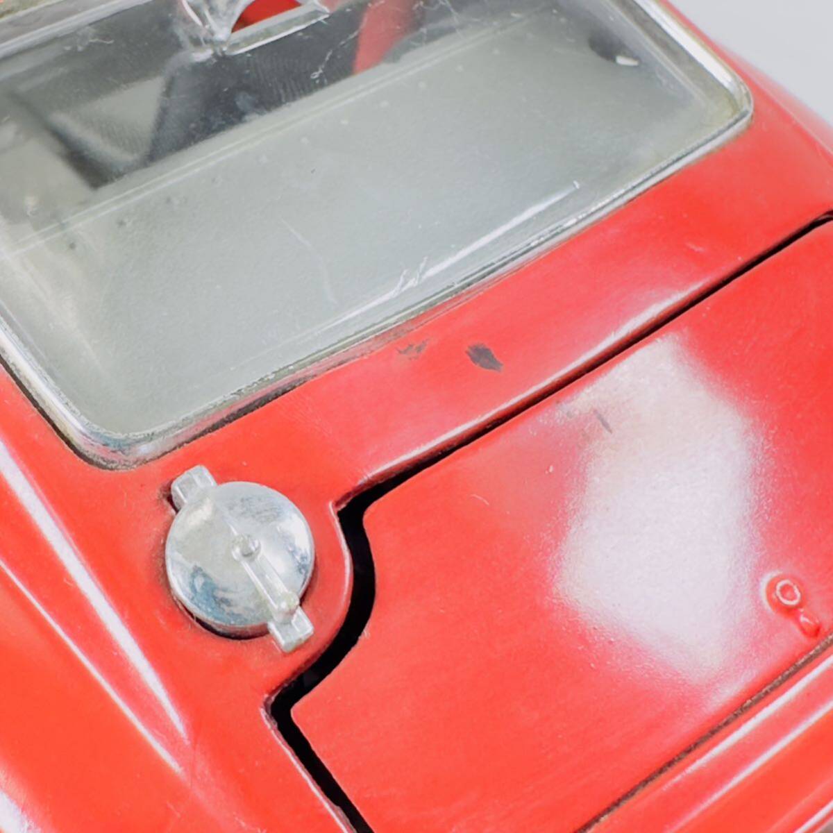 1/18 Ferrari GTO \'1962 Italy made minicar 