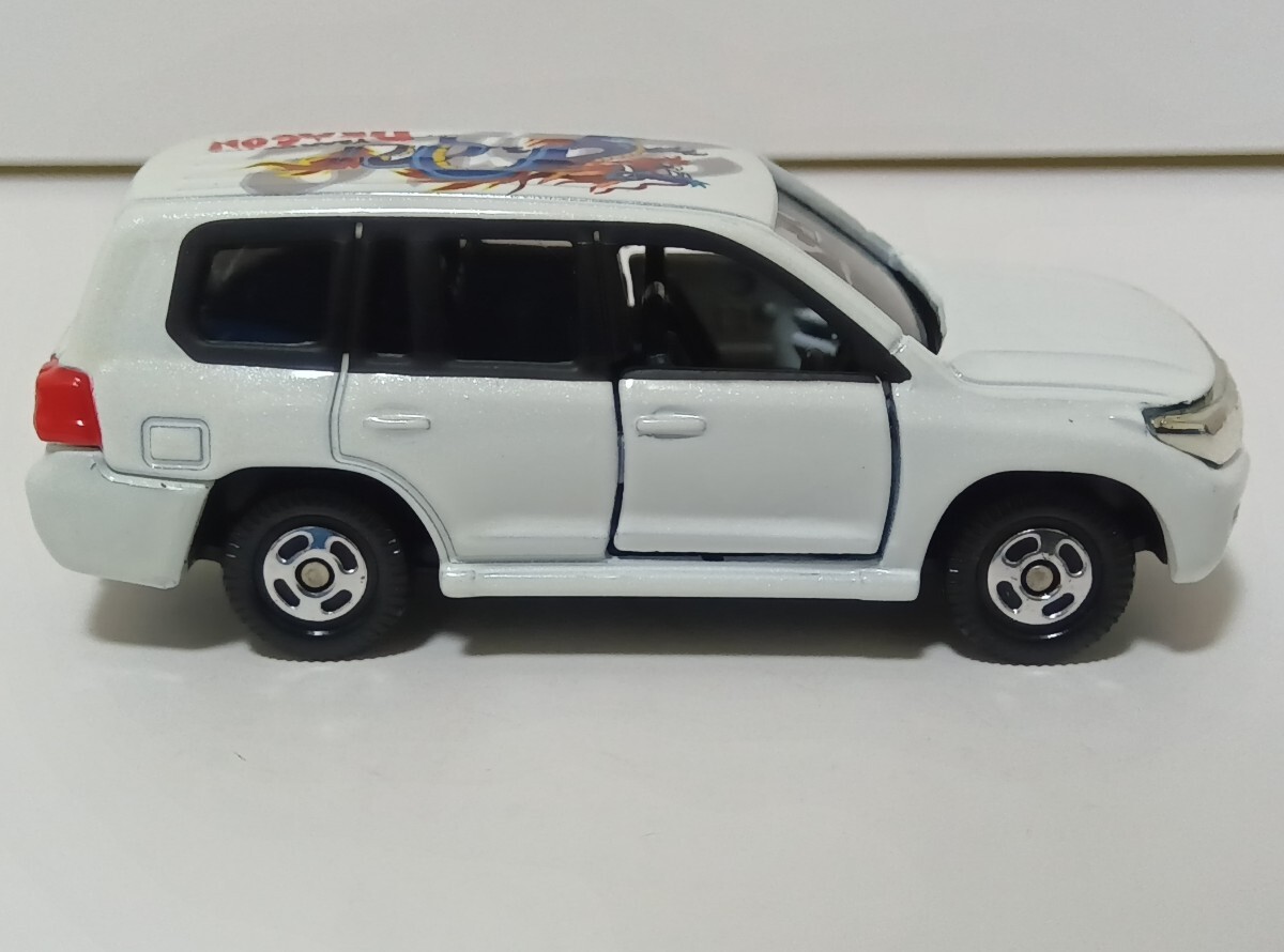 トミカ ランドクルーザー【 二次加工品 】 ② (全2種) YEAR OF THE DRAGON Version (イヤー オブ ザ ドラゴン ) 青龍　LAND CRUISER　_画像4