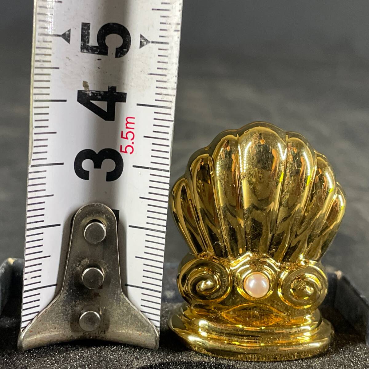 ミキモト ゴールドスタンド 元箱つき MIKIMOTO メッセージスタンド シェル 貝殻 真珠 写真立て メニュースタンド ゴールド/u10bの画像3