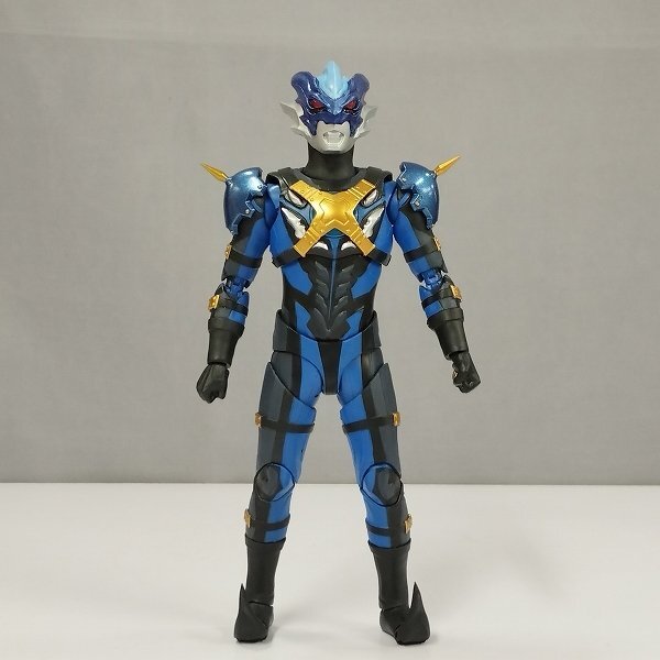 mN108a [限定] バンダイ S.H.Figuarts ウルトラマントレギア | フィギュア Lの画像3